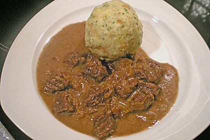 Balo*s Wildschweingulasch mit Sauerkirschen 1