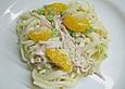 Spaghettisalat mit Porree und Mandarinen