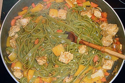 Scharfe H&auml;hnchen - Spaghetti Pfanne 8