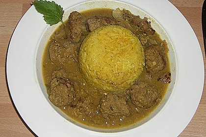 Indisches Fleischb&auml;llchencurry mit Joghurt und Kokosmilch 1