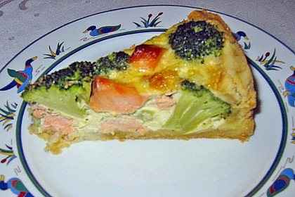 Brokkoli - Lachs Torte 17