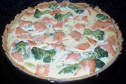Brokkoli - Lachs Torte 19