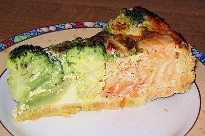 Brokkoli - Lachs Torte 9