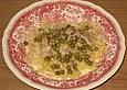 Pasta in Wei&szlig;weinsahneso&szlig;e mit Erbsen