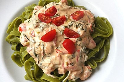 Pasta mit Bärlauch-Frischkäse-Soße und Cocktailtomaten 10