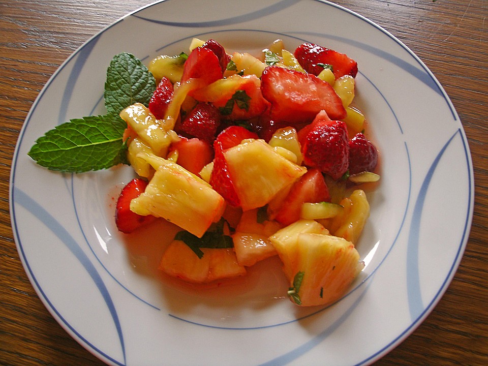 Ananas-Mango-Salat