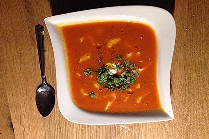 Low carb Tomaten-Basilikum-Suppe 8
