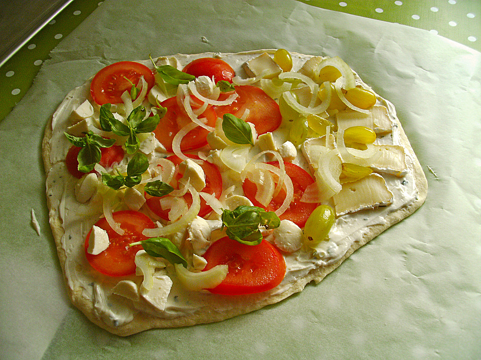 Tomaten-Mozzarella-Flammkuchen (Rezept mit Bild) von Momo-Maus ...