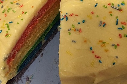 Regenbogentorte 52