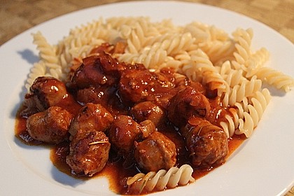 Bratwurstgulasch mit Bier 1