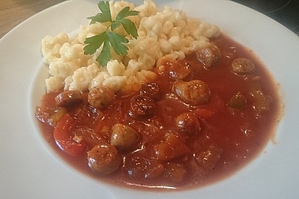 Bratwurstgulasch mit Bier 7