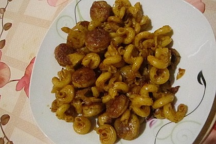 Bratwurstgulasch mit Bier 10