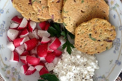 Schnelle Falafel aus Kichererbsenmehl 11