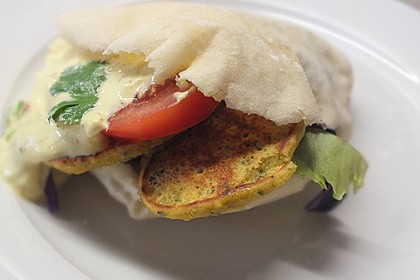 Schnelle Falafel aus Kichererbsenmehl 8