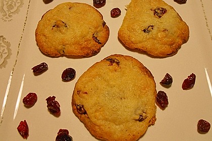 Cranberry White Chocolate Cookies 30