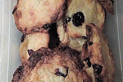 Cranberry White Chocolate Cookies 42
