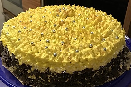 Cream Cheese Frosting 4