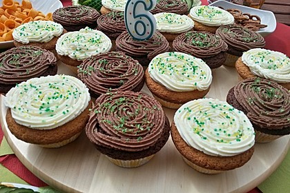 Cream Cheese Frosting 11