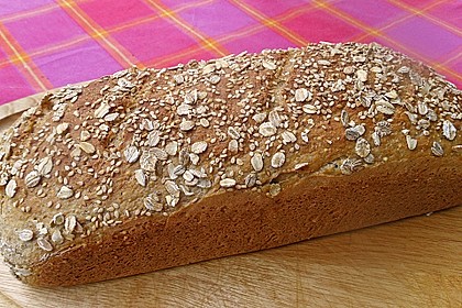 Amaranth-Hirse-Dinkel-Brot 5