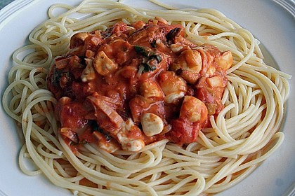 Spaghetti mit Champignon - Tomatensauce
