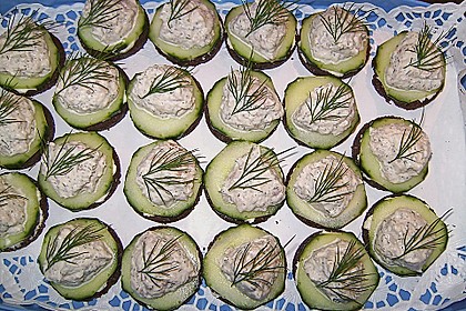 Cracker mit Räucherforellen - Mousse 17