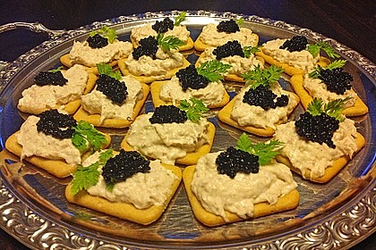 Cracker mit Räucherforellen - Mousse 8