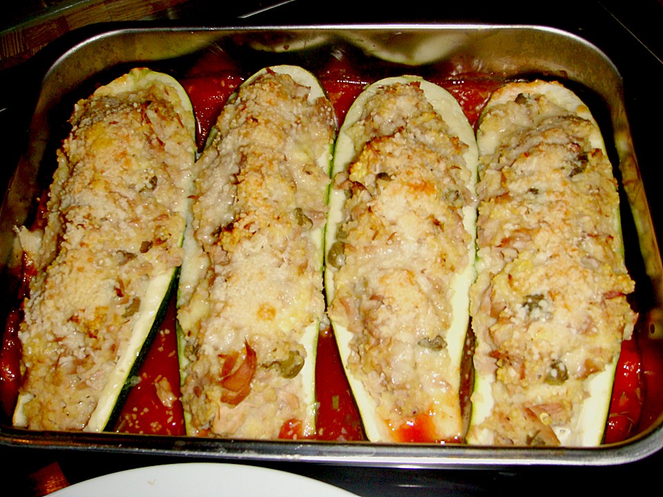 Zucchini mit Thunfisch - Couscous Füllung (Rezept mit Bild) | Chefkoch.de