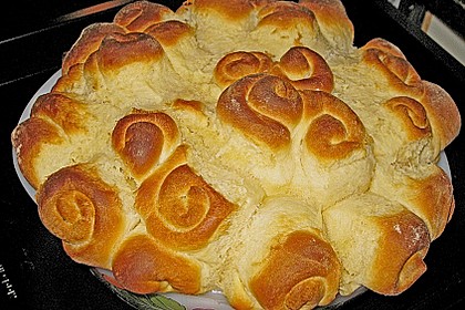 Kärnter Buchteln mit Pflaumenmus 64