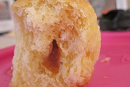 Kärnter Buchteln mit Pflaumenmus 62