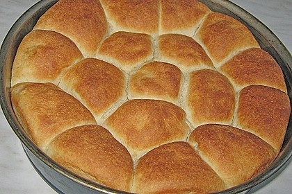 Kärnter Buchteln mit Pflaumenmus 32