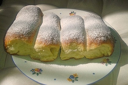 Kärnter Buchteln mit Pflaumenmus 14