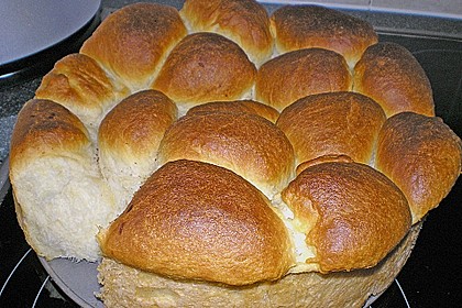 Kärnter Buchteln mit Pflaumenmus 38