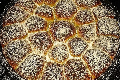 Kärnter Buchteln mit Pflaumenmus 41