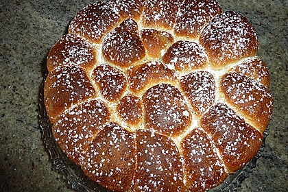 Kärnter Buchteln mit Pflaumenmus 22