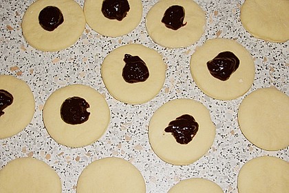 Kärnter Buchteln mit Pflaumenmus 51