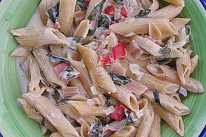 Pasta in w&uuml;rziger Mangoldso&szlig;e 8