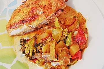 Hähnchenkeulen mit Gemüse