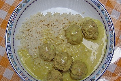 Hackkl&ouml;&szlig;e in Curryso&szlig;e 1