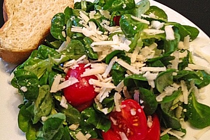 Feldsalat mit Parmesank&auml;se 13