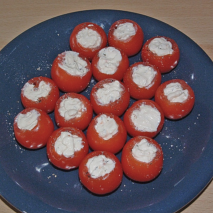 Gefüllte Tomaten mit Frischkäse (Rezept mit Bild) | Chefkoch.de