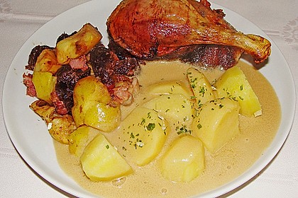 Ente mit Äpfeln, Backpflaumen und Speck 4