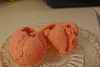 Erdbeereis 3