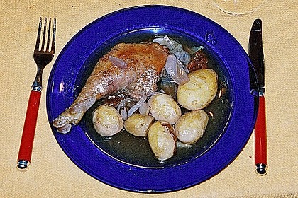 Entenkeulen auf Honig - Rotwein - Zwiebeln