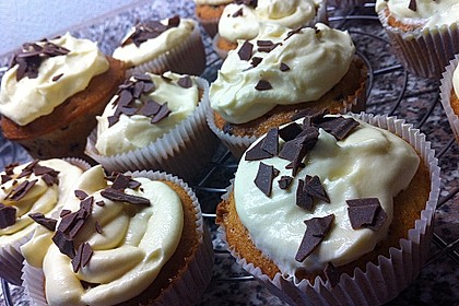 Banana-Split-Cupcakes 17