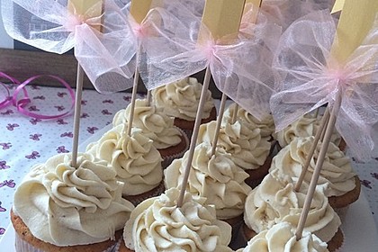 Banana-Split-Cupcakes 5