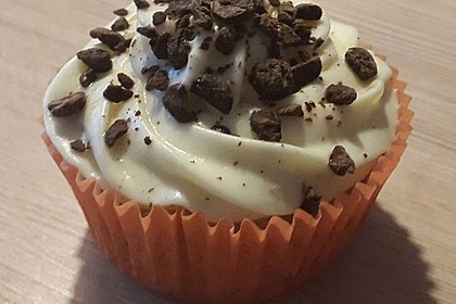 Banana-Split-Cupcakes 25