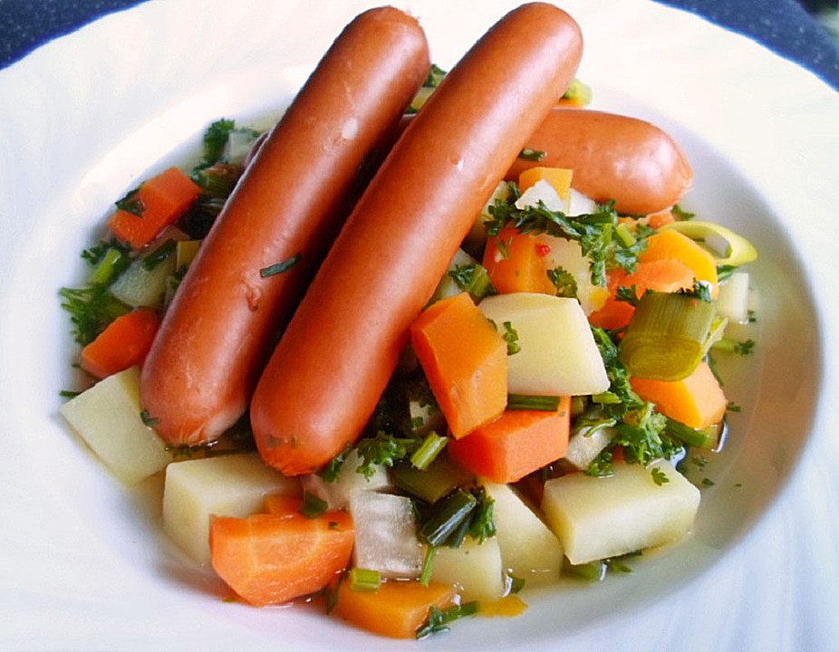 Schnelle Gemüsesuppe mit Würstchen (Rezept mit Bild) | Chefkoch.de
