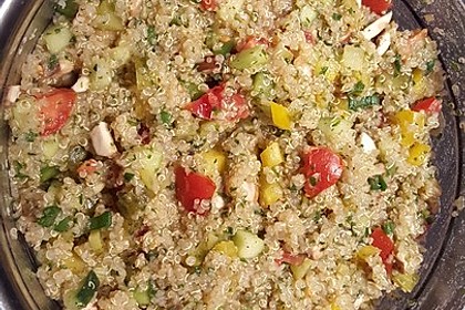 Quinoa Powersalat mit Tomaten und Avocado 39