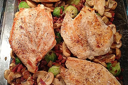 &Uuml;berbackenes H&auml;hnchenfilet auf Rosenkohl 4