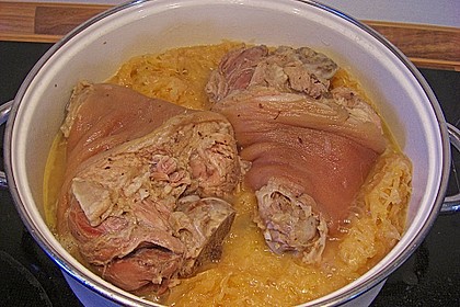 Eisbein auf Sauerkraut 3